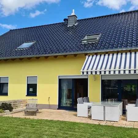 Familienwohnung Mit Garten Nahe Bonn Apartment *