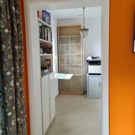 Familienwohnung Mit Garten Nähe Bonn Apartment Meckenheim (North Rhine-Westphalia)
